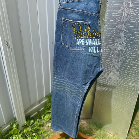 Blue Jeans - Picture 13 of 14